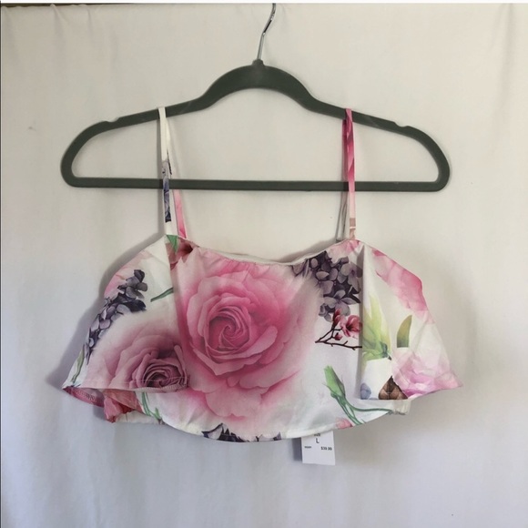 Fashion Nova Tops - Fashion Nova Crop Top